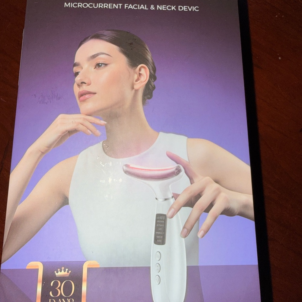 Microcurrent Facial & Neck Device - White